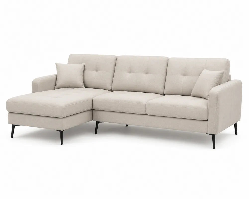 Sofá modular con chaise longue izquierda tapizado en poliéster beige claro con patas de acero negro 250 x 150 x 85 cm